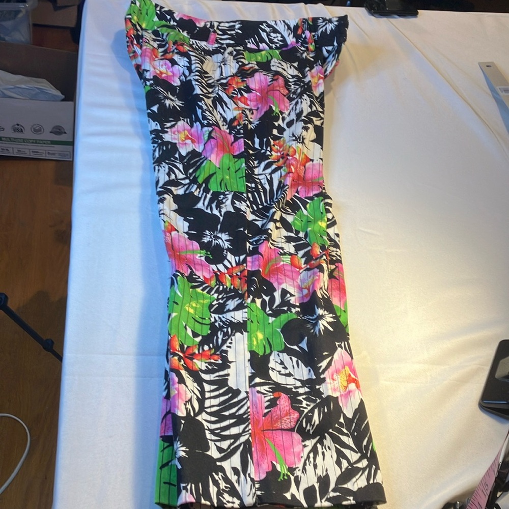 TRIBAL Stretch-Extensible Size 6 97% Cotton/3% Spandex